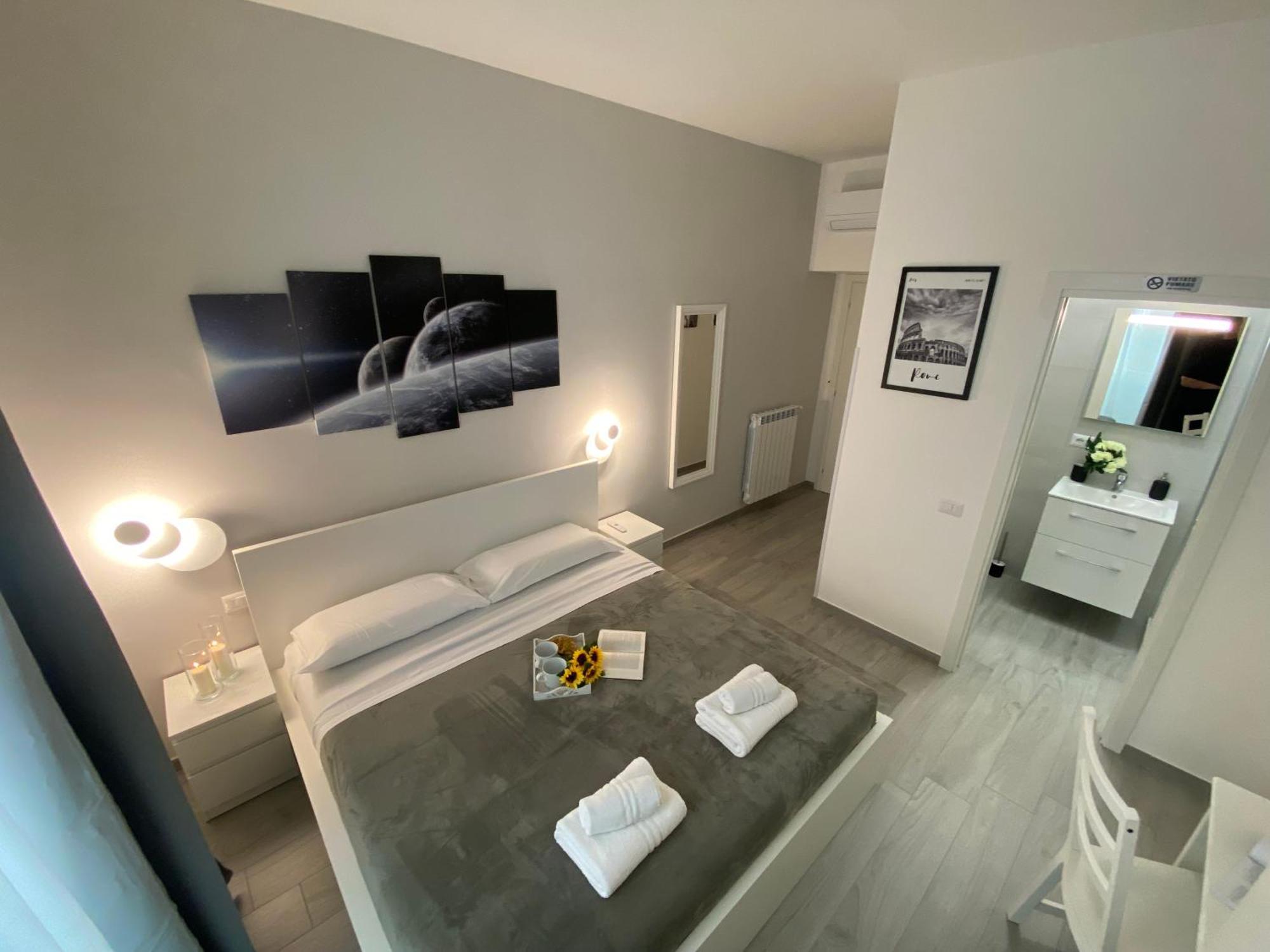 Roma Centro Softrooms Guest House Affittacamere Exteriér fotografie