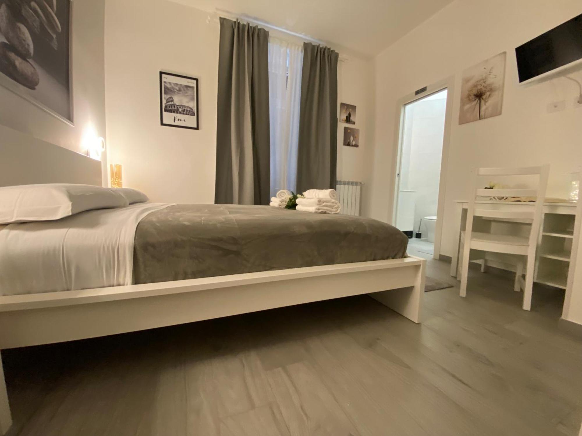 Roma Centro Softrooms Guest House Affittacamere Exteriér fotografie